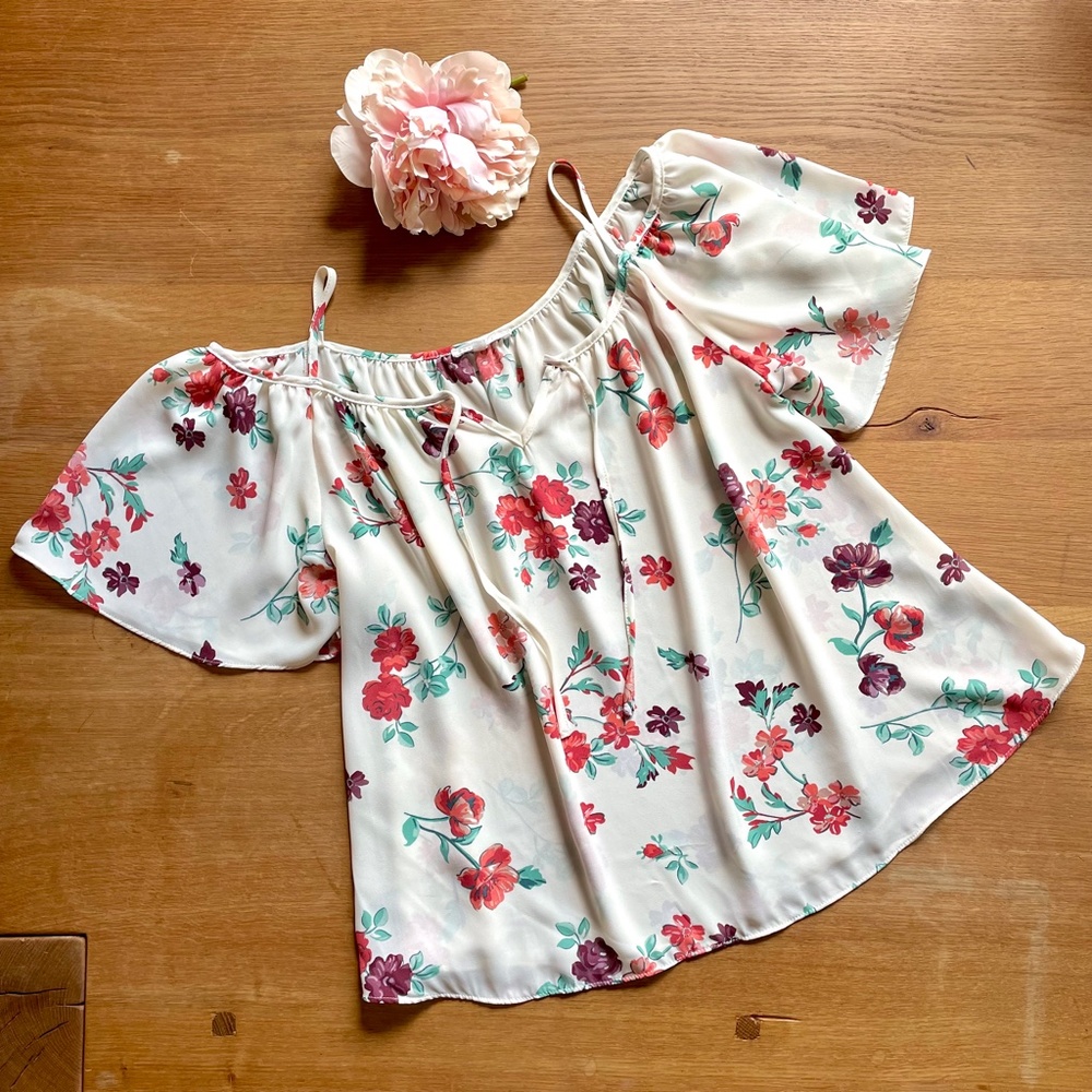 Copper Key Floral Cold Shoulder Blouse